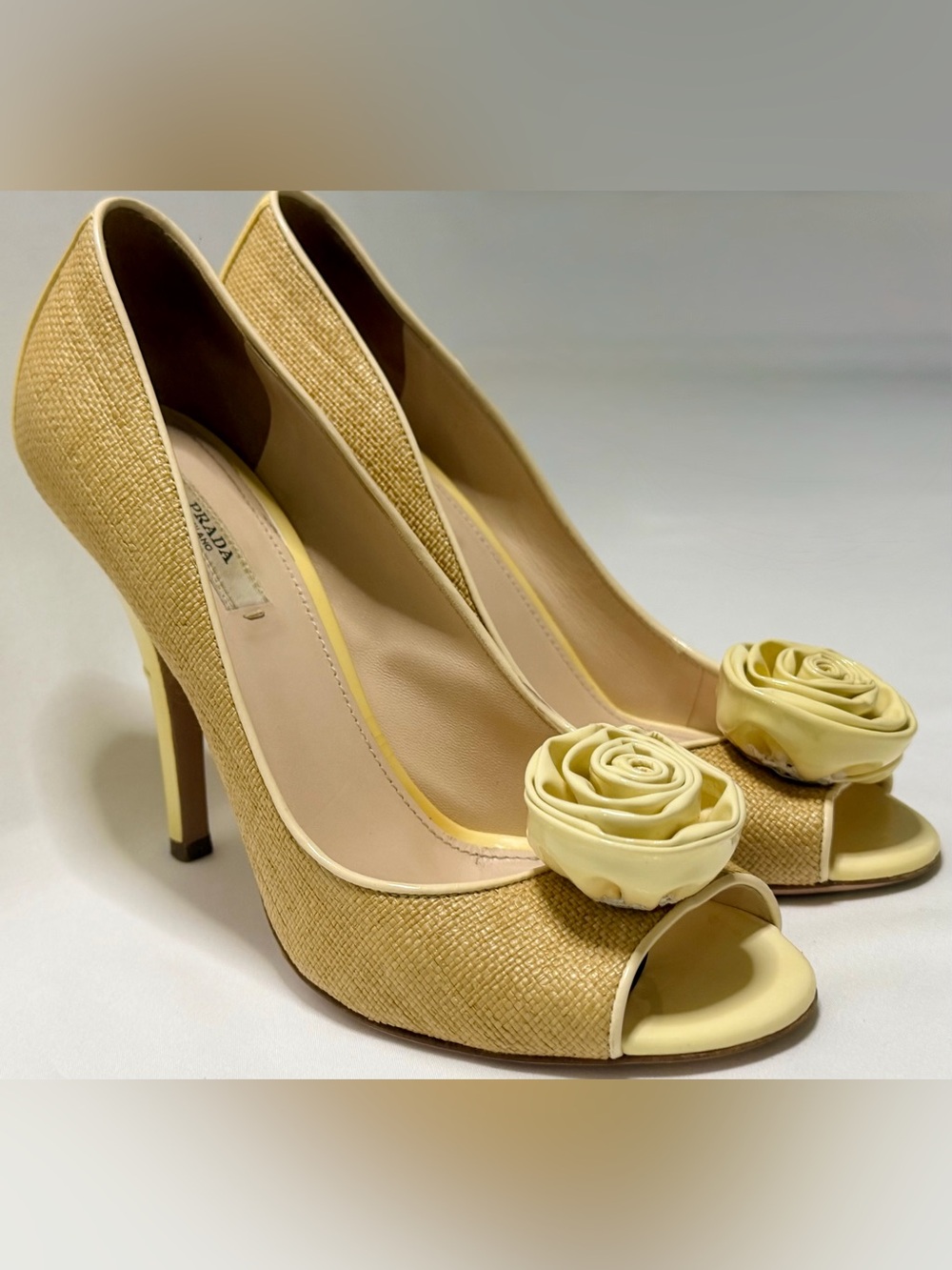 Prada Vintage Y2K Tan Raffia Cream Patent Leather Flower Peep Toe Pumps  38